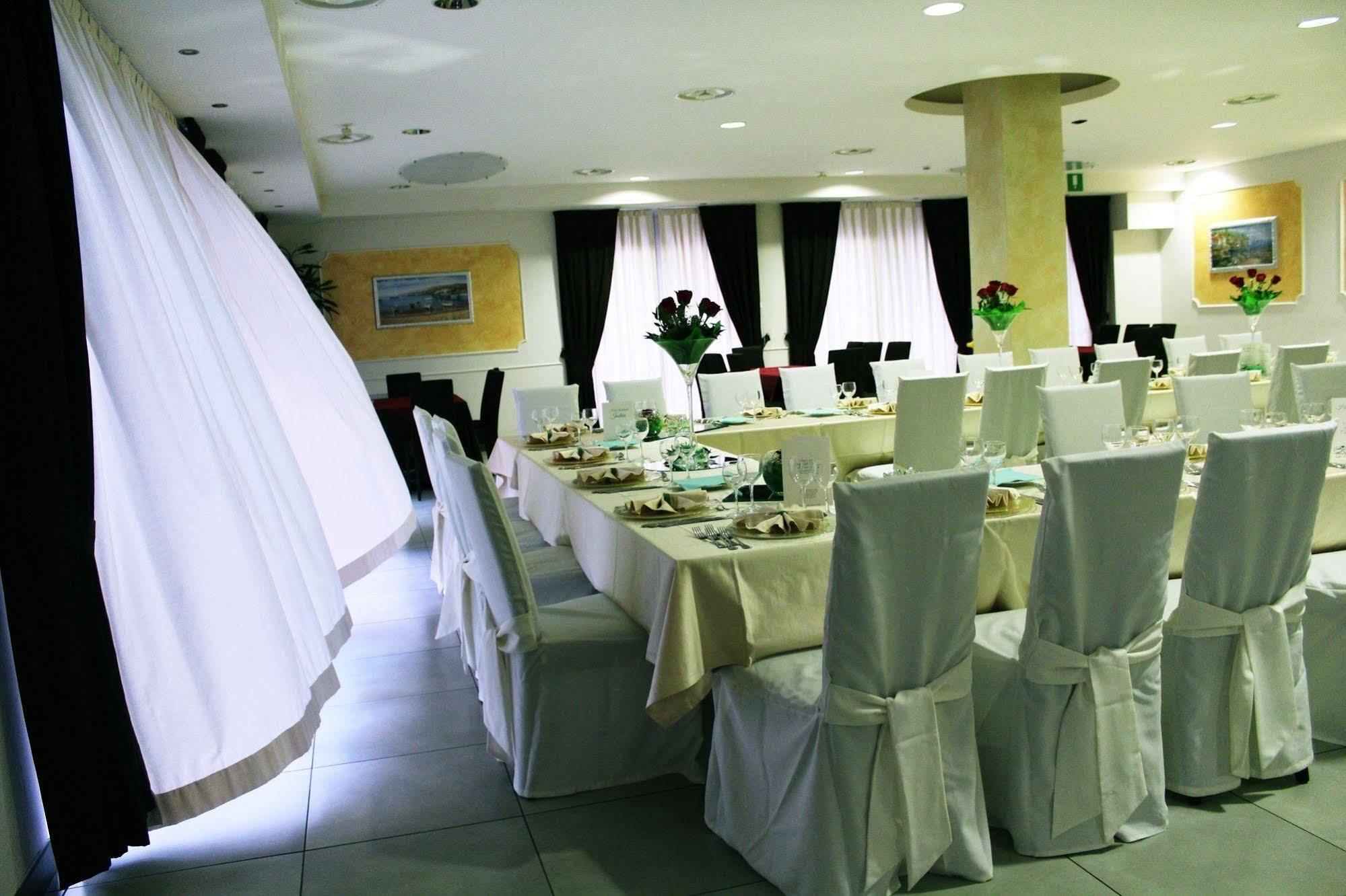 Hotel Insteia Polla Exterior photo